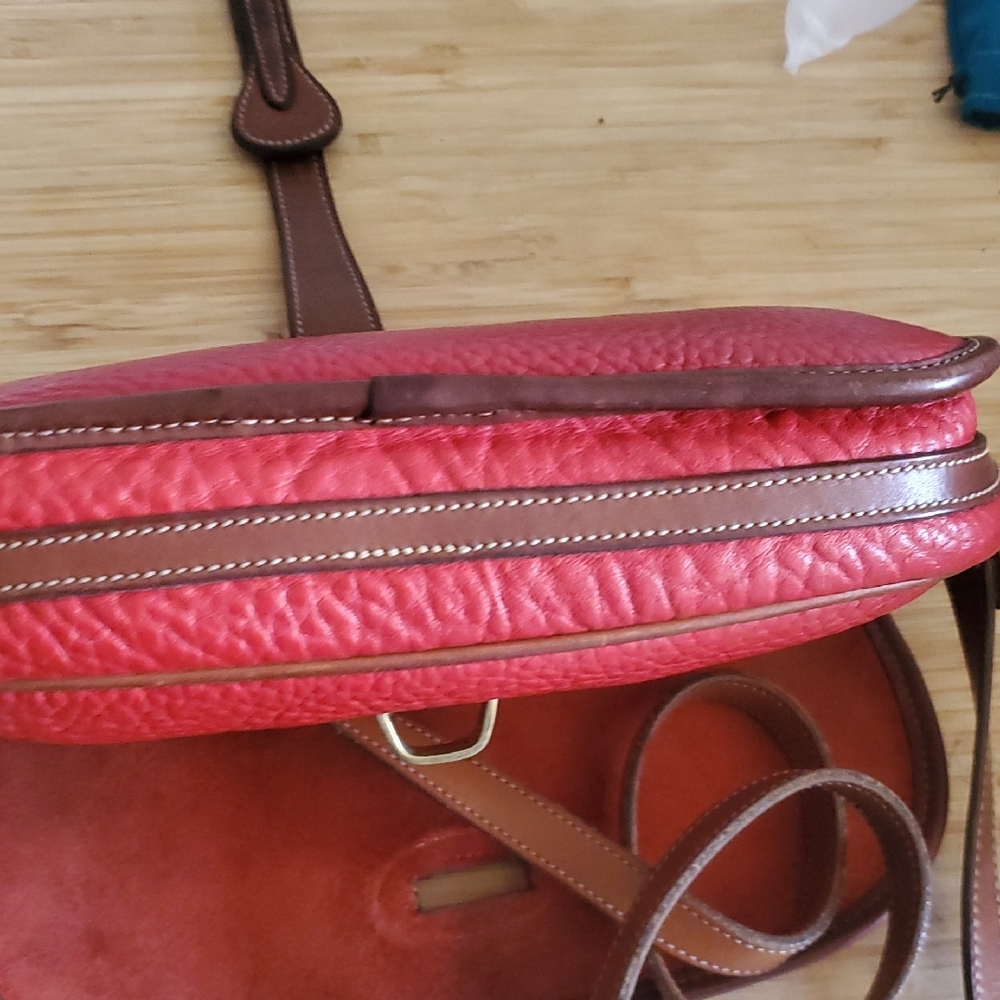 Dooney & Burke Red Leather Women's Bag - Picture 8 of 9